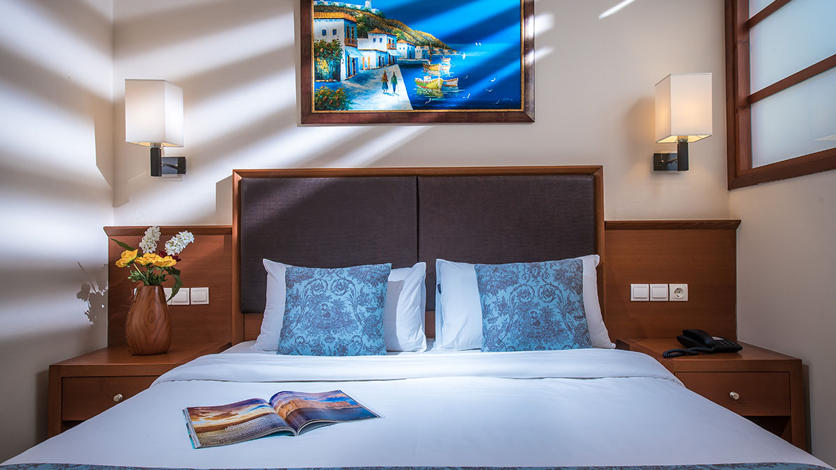 Family 2Bedrooms Pool view